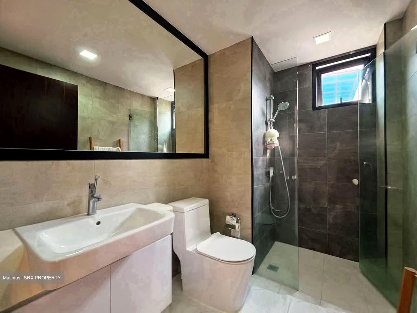 One Duchess (D10), Apartment #546675221